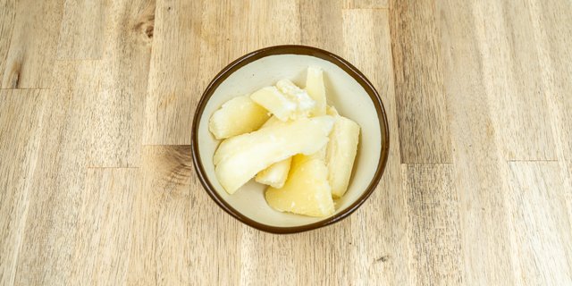 Steamed Yuca Tray