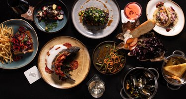 Oaken Bistro + Bar