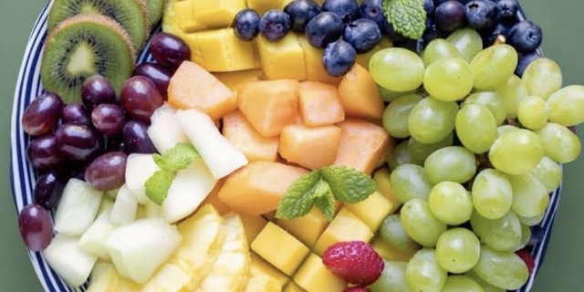 Seasonal Fruit Platter Tray