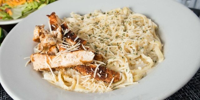 Chicken Alfredo Pasta