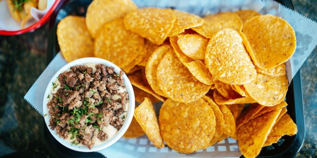 Chips & Queso