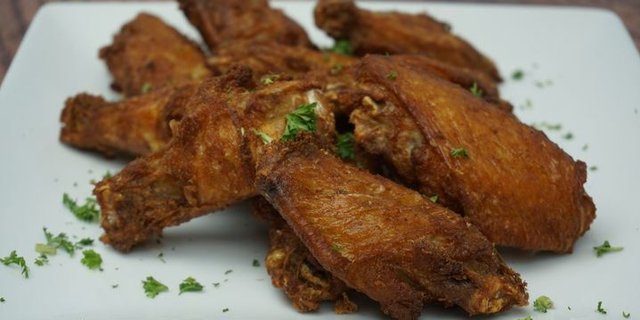 Bone-In Chicken Wing