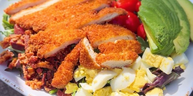 West Coast Cobb Salad