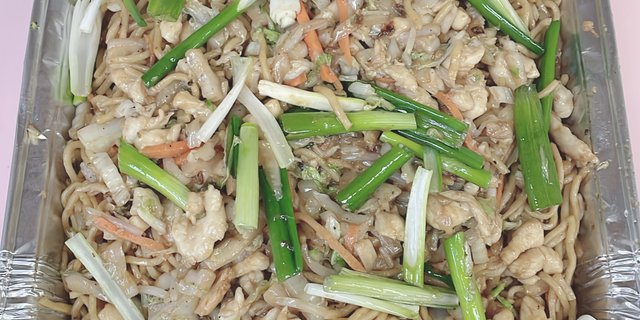 Chicken Lo Mein