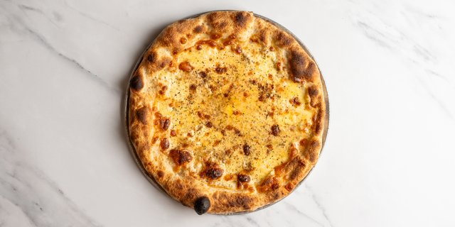 Cacio E Pepe Pizza