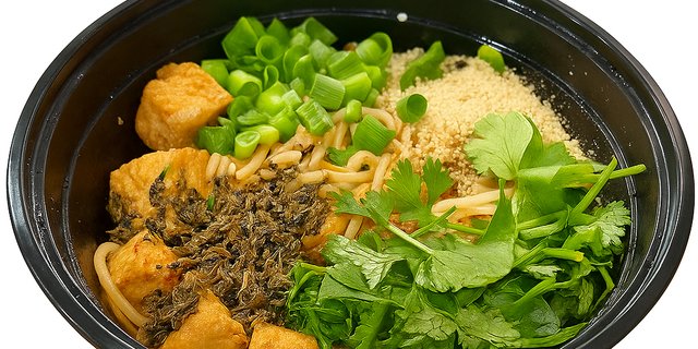 Spicy Tofu Burning Dry Noodles