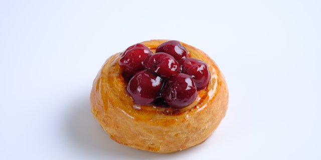 Cherry Vienna Danish