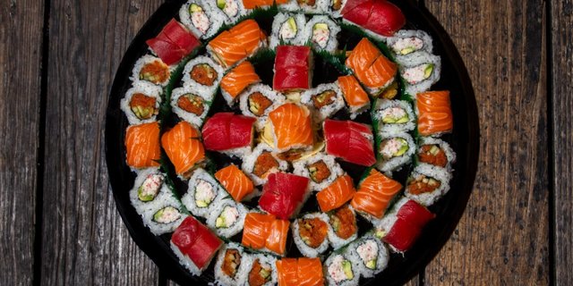 Sushi Platter B