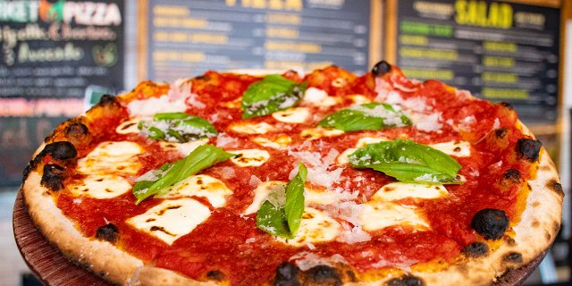 Margherita Pizza Pizza