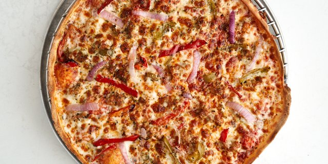 The Chicago Pizza