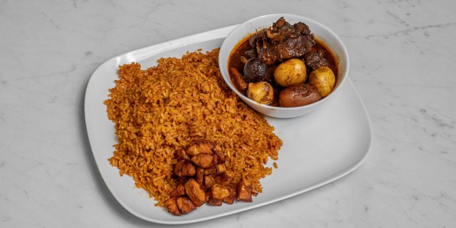 Jollof Meal w/ Oxtails