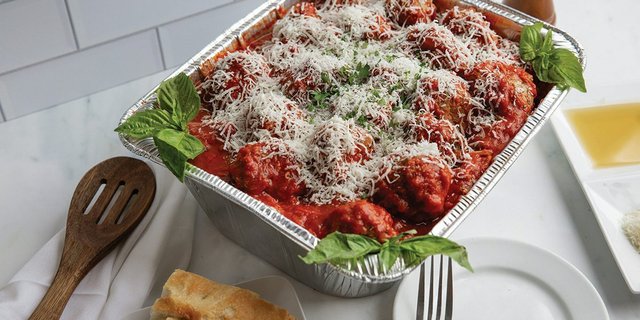 Spaghetti & Meatballs