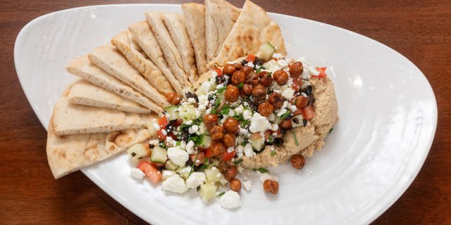 Mediterranean Hummus