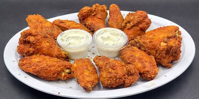 Fried Spicy Chicken Wings