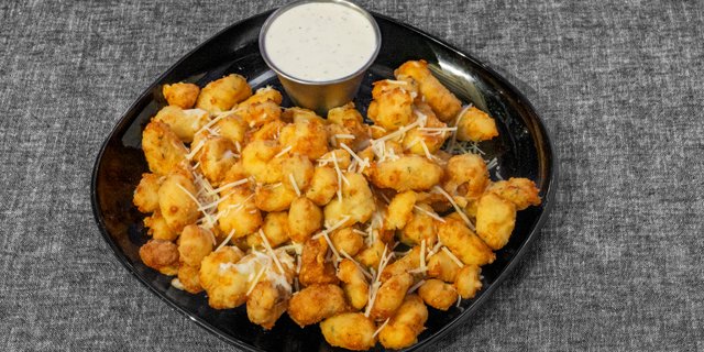 Garlic Cheese Curds
