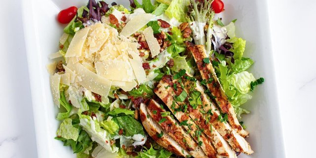 Chef Grilled Chicken Salad