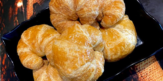 Plain Croissants