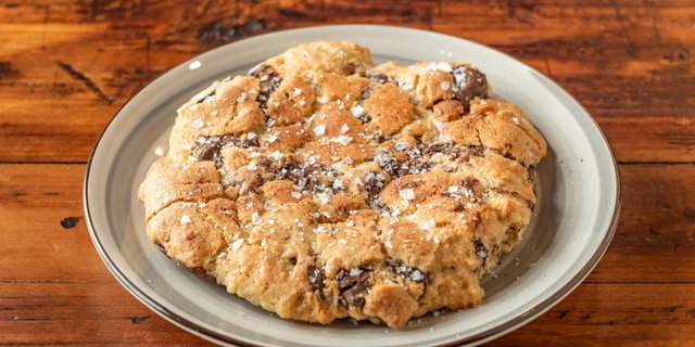 Thicc A** Chocolate Chip Cookies (Tray)