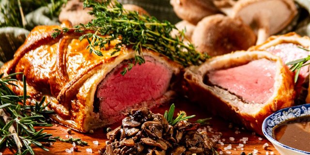 Individual Beef Wellingtons