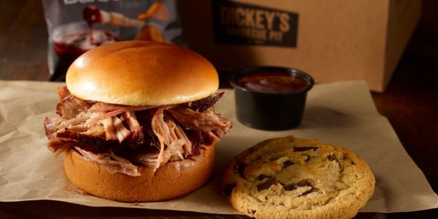 Classic Brisket Sandwich Box