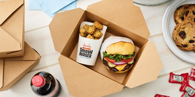 Classic Smashburger Boxed Lunch