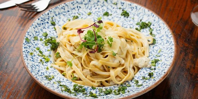Fettuccine Alfredo