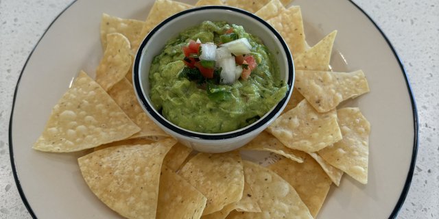Guacamole & Chips