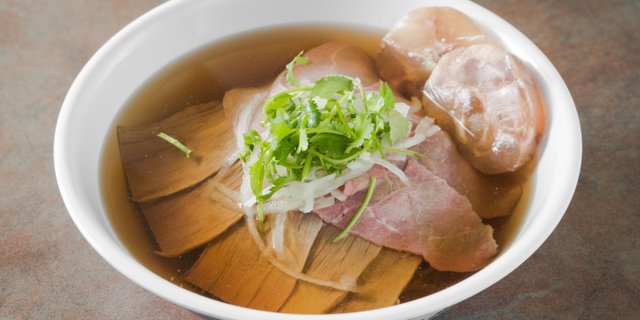 Beef & Tendon Pho (Chin Gan)