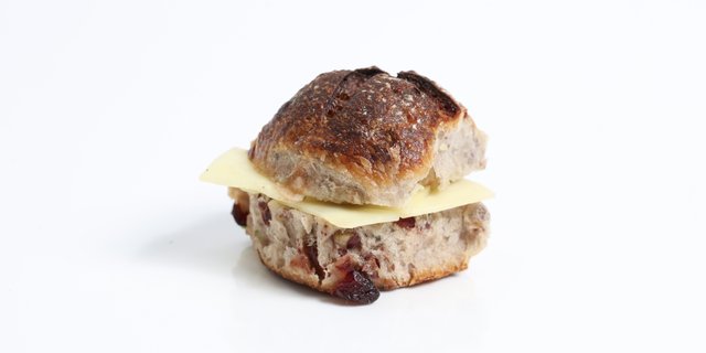 Cranberry Pecan Roll w/ Cheddar & Sea Salt Buter