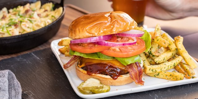 BBQ Bacon Burger