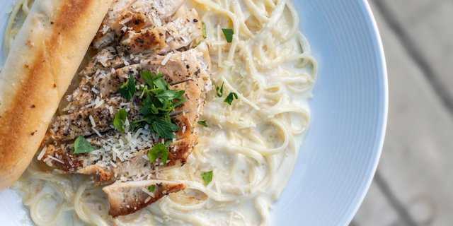Pasta Alfredo