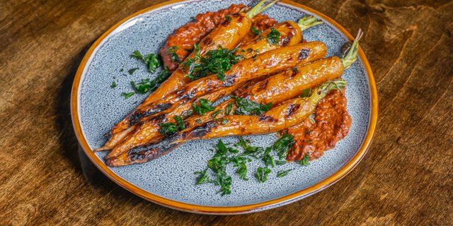 Charred Carrots Platter