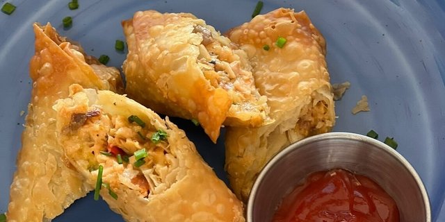 Salmon Eggrolls