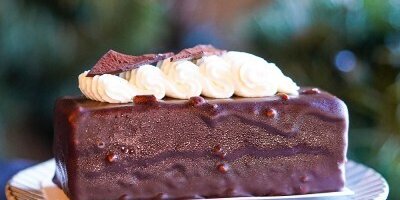 Individual Peanut Butter Mousse Cake