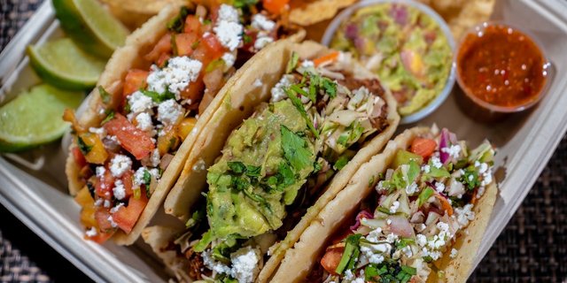 2 Tacos Bar