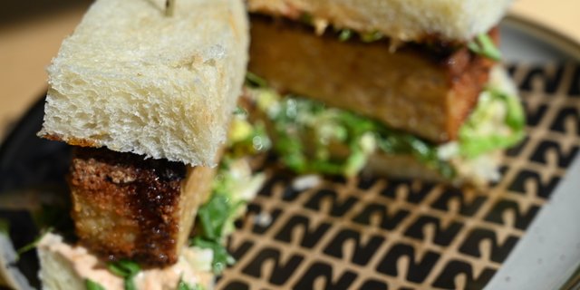 Tempeh Katsu Sando