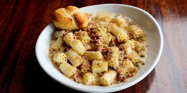 Rigatoni Carbonara