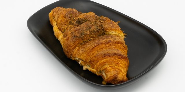 Zaatar & Cheese Croissant