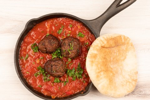 Vegan Meatball Shakshuka