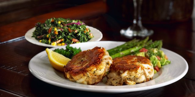 St. Phillip's Island Crab Cakes