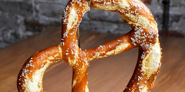 Bavarian Pretzel Bites