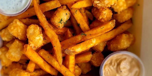 Mixed Fries & Tots