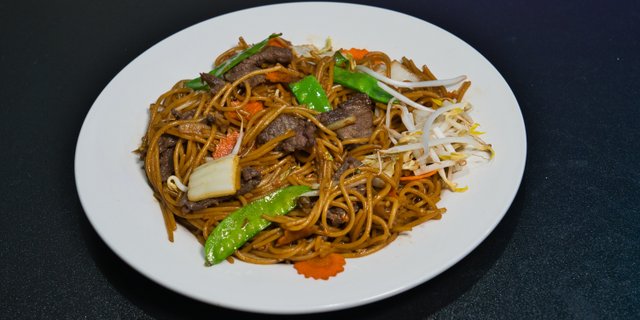 Beef Lo Mein Box