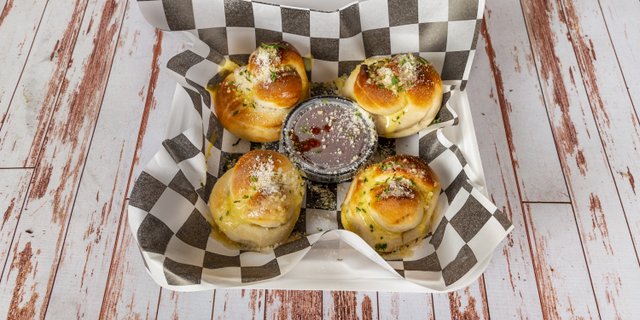 Garlic Knots Tray