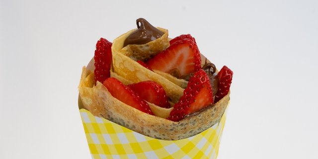 Nutella Strawberry Crepe