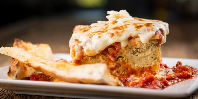Full Tray Lasagna