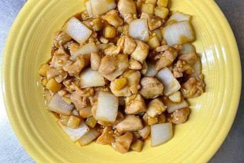 Chicken w/ Garlic Sauce