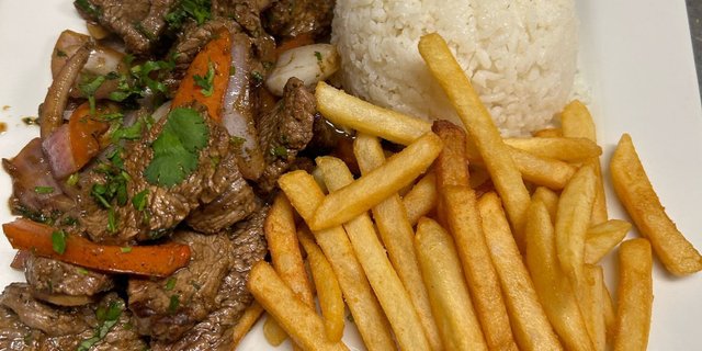 Lomo Saltado