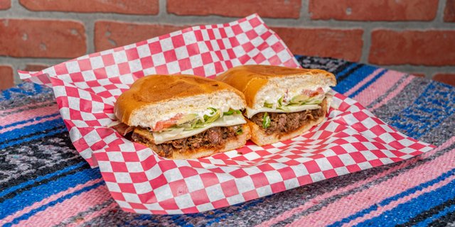 Steak Tortas