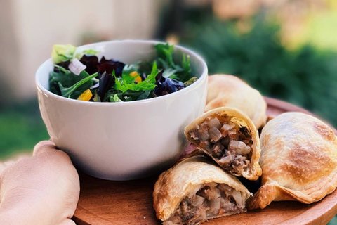 3-Empanadas, Chips & Salad Boxed Lunch